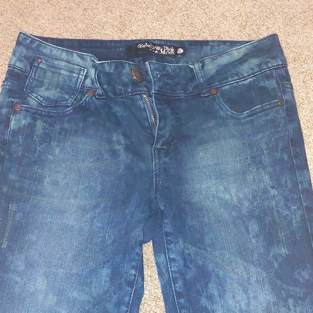 Jeans - Picture 2 of 5